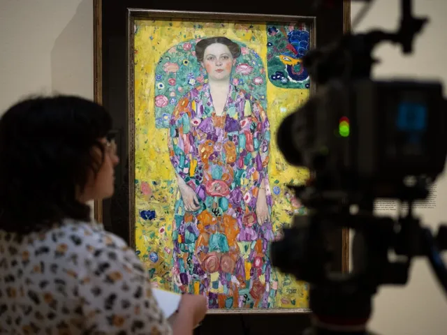 Klimt: Sărutul